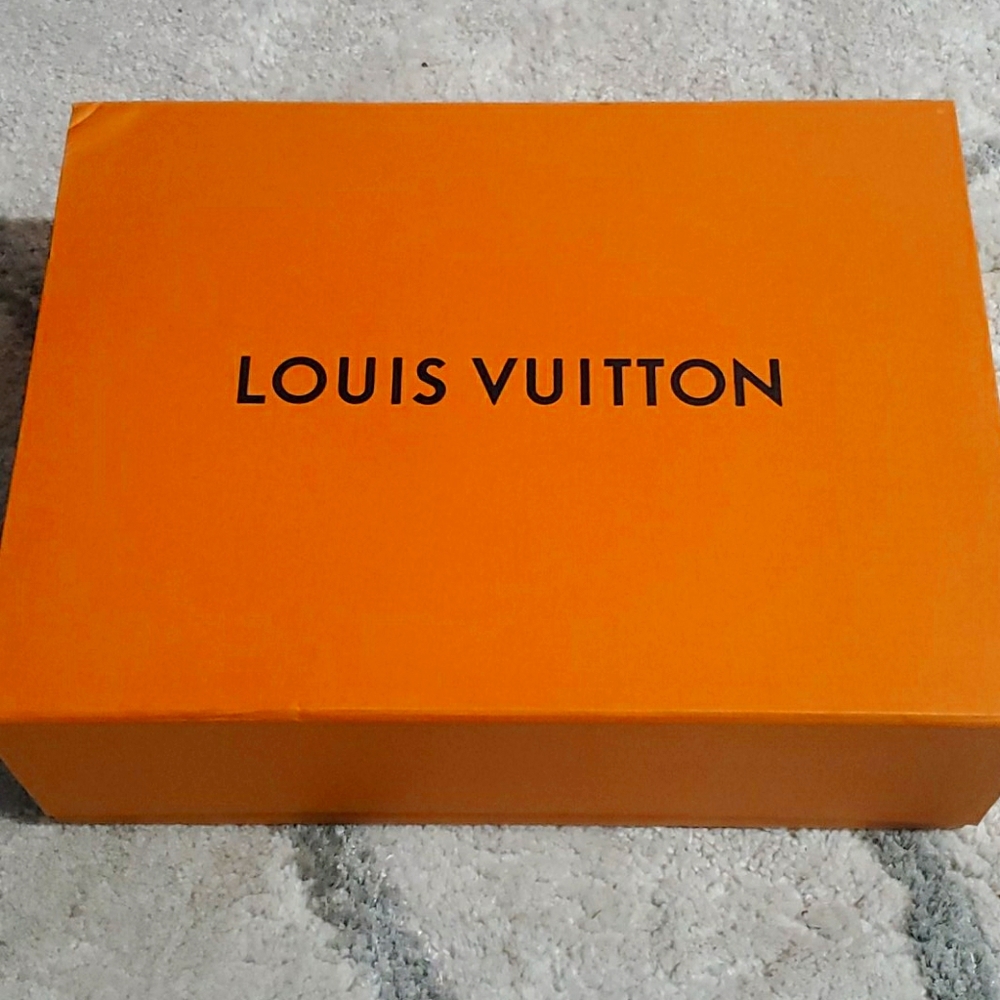Louis Vuitton A.V Sling B.D. GRAP Bag